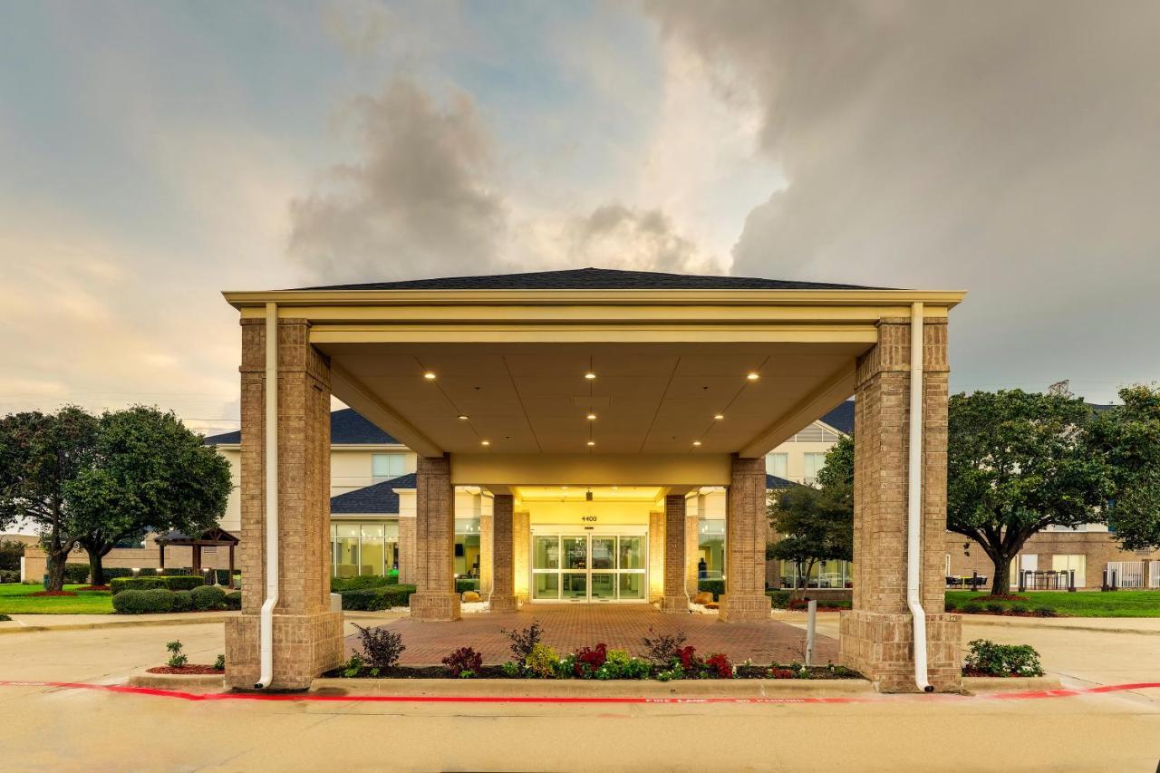 Hilton Garden Inn Fort Worth/Fossil Creek Exterior foto